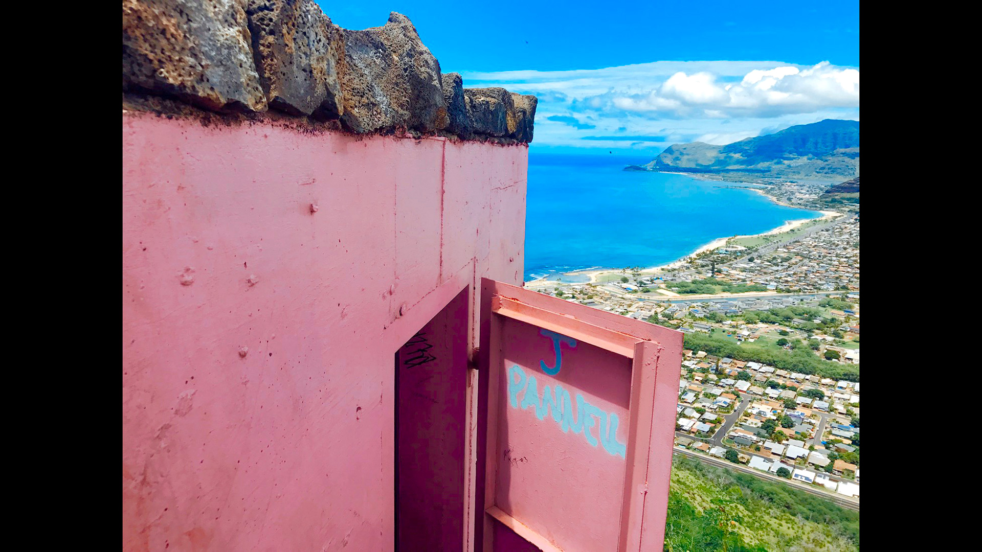 ピンクピルボックス